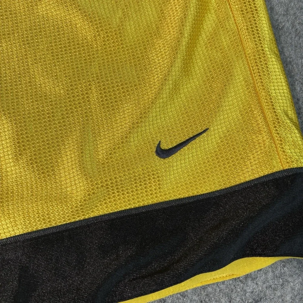 Nike Shorts Men's Large Basketball Yellow‎ Athletic Gym Training Sports Swoosh